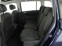 Neu VW Touran 150 PS (110 kW) 2025 Mittelblau  metallic Van / Kleinbus