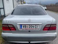 gebraucht Mercedes E220 Classic CDI Aut.
