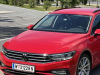 Gebraucht VW Passat 122 PS (89 kW) 2020 Rot Limousine