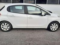 gebraucht Peugeot 208 208 Access 1,2 VTi Access