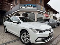 Gebraucht VW Golf VIII Life 150 PS (110 kW) 2022 Weiß Kombi