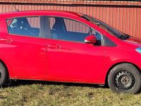 Gebraucht Toyota Yaris Active 69 PS (50 kW) 2014 Limousine