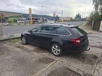 gebraucht Skoda Octavia Combi 16 TDI Style Virtual Led Navi Ahk