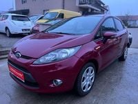 Gebraucht Ford Fiesta Trend 60 PS (44 kW) 2011 Rot Kleinwagen