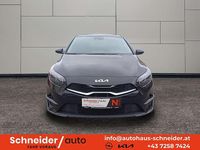 Neu Kia Ceed Silver 101 PS (74 kW) 2025 Schwarz Kleinwagen