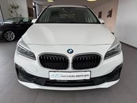 Gebraucht BMW 218 Gran Tourer Sport Line 140 PS (102 kW) 2019 Mineralweiss metallic Van / Kleinbus