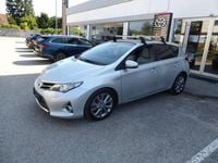 Gebraucht Toyota Auris Hybrid Lounge 99 PS (72 kW) 2014 Silber Limousine