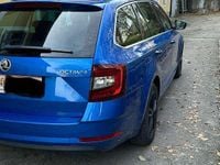 gebraucht Skoda Octavia Combi 2,0 TDI Style DSG