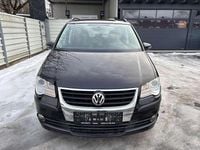 Gebraucht VW Touran Highline 105 PS (77 kW) 2010 Schwarz Van / Kleinbus