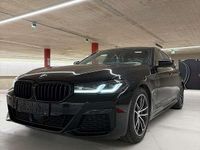 Gebraucht BMW 520 M Sport 190 PS (139 kW) 2023 Schwarz Limousine