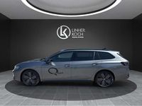 Gebraucht VW Passat R-line 193 PS (141 kW) 2025 Grau Kombi