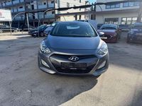 Gebraucht Hyundai i30 99 PS (72 kW) 2013 Silber Limousine
