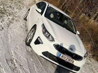 gebraucht Kia Ceed Ceed / cee'd14 TGDI Silber DCT