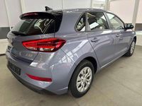 gebraucht Hyundai i30 STYLE NAVI LED RFK PDC 1.5 MPI 70,6kW96PS EURO6...