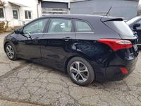 gebraucht Hyundai i30 CW Comfort 1,6 CRDi Autom. // 1. Besitz //