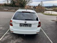 gebraucht Skoda Octavia OctaviaCombi 16 TDI Ambition DSG Ambition