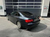 Gebraucht BMW 325 Sport Line 204 PS (150 kW) 2010 Schwarz Coupé
