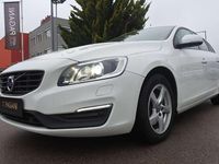 Gebraucht Volvo V60 150 PS (110 kW) 2016 Weiß Kombi