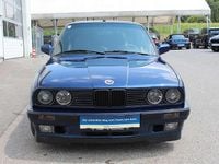 Gebraucht BMW 320 129 PS (94 kW) 1994 Blau Kombi