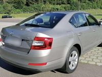 gebraucht Skoda Octavia Octavia 2,0 Elegance TDI Green tec DSG Elegance
