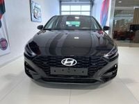 Neu Hyundai i30 GO! 99 PS (72 kW) 2025 Schwarz Limousine