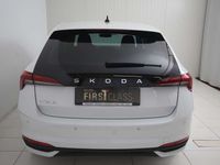 Gebraucht Skoda Scala Selection 95 PS (69 kW) 2025 Weiß Kleinwagen