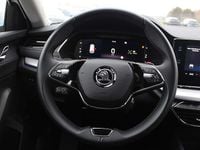 gebraucht Skoda Octavia Combi 2,0 TDI Style DSG, AHK, Digitacho, Massag...