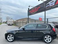 gebraucht BMW 118 118d**M-PAKET*LEDER*NAVI*SCHIEBEDACH*NEUE PÜ**