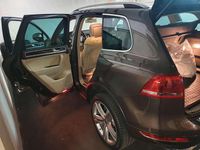 Gebraucht VW Touareg 340 PS (250 kW) 2011 Braun SUV