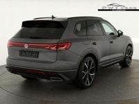gebraucht VW Touareg 3.0 TDI 210 kW 4Motion R-Line V6 4M Black AHK...