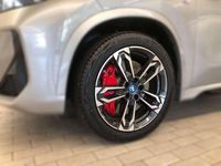 Gebraucht BMW iX1 200 kW (272 PS) 2024 Spacesilber SUV