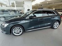 Neu Audi A3 Ambiente 116 PS (85 kW) 2025 Hellgrau  metallic Limousine
