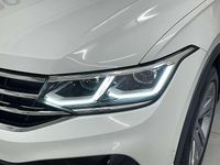 gebraucht VW Tiguan 20 TDI R-Line DSG IQ.LIGHT/ACC/Navi/el.AHK/RFK...
