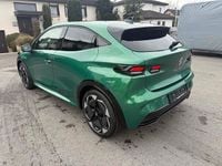 Neu Renault Clio V 115 PS (84 kW) 2026 Grün sonderlackierung Limousine