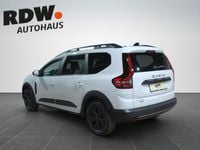 Gebraucht Dacia Jogger Extreme 94 PS (69 kW) 2023 Weiß Van / Kleinbus