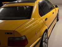 gebraucht BMW M3 M3 3.0*Dakar-Gelb* * Limousine*