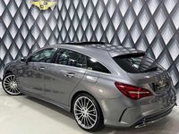 gebraucht Mercedes CLA220 Shooting Brake Aut.// AMG-LINE // PANO // LED //