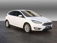 Gebraucht Ford Focus Titanium 101 PS (74 kW) 2016 Weiß Limousine