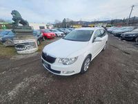 Gebraucht Skoda Superb Ambition 170 PS (125 kW) 2011 Weiß Kombi