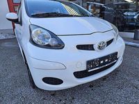 Gebraucht Toyota Aygo Cool 68 PS (50 kW) 2011 Weiß Kleinwagen