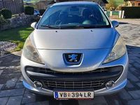 Gebraucht Peugeot 207 68 PS (50 kW) 2008 Limousine