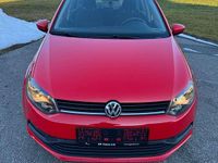 Gebraucht VW Polo 75 PS (55 kW) 2016 Rot SUV