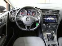 Gebraucht VW Golf VII Comfortline 116 PS (85 kW) 2018 Grau Limousine