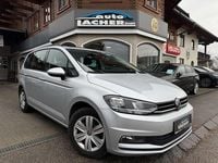 Gebraucht VW Touran 122 PS (89 kW) 2023 Silber Van / Kleinbus