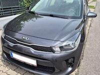 gebraucht Kia Rio Rio 1,0 TGDI Silber ISG Silber