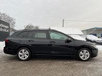 gebraucht VW Golf VIII Variant Life 1,5 TSI ACT | AHK