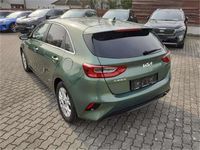 gebraucht Kia Ceed Ceed / cee'd10 T-GDI GPF UVO Silber