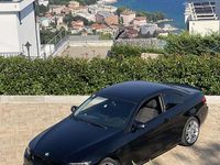 Gebraucht BMW 320 177 PS (130 kW) 2009 Schwarz Coupé