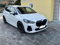 Gebraucht BMW 218 M Sport 150 PS (110 kW) 2023 Weiß Kombi
