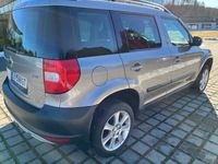 gebraucht Skoda Yeti YetiActive 12 TSI DSG Active